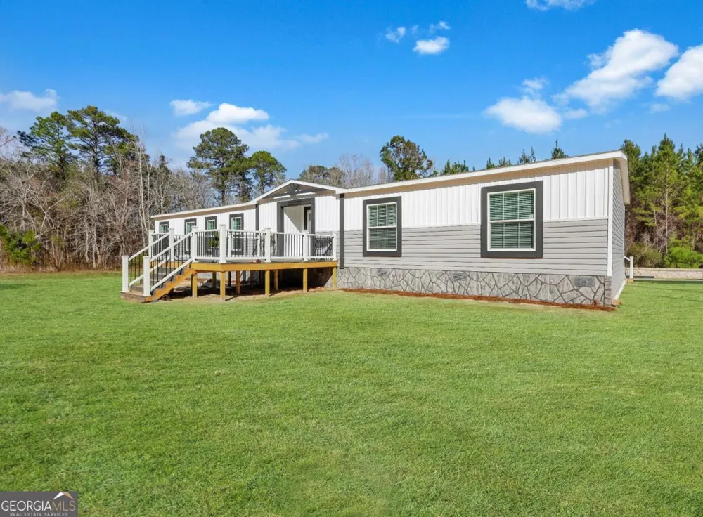 2505 Odum Road South Odum, GA 31555