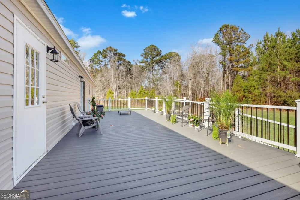 2505 Odum Road South Odum, GA 31555