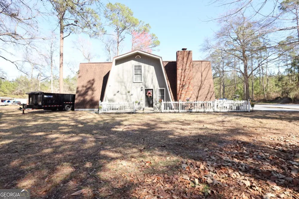 2505 Odum Road South Odum, GA 31555