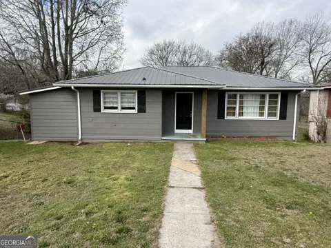 2522 Moore