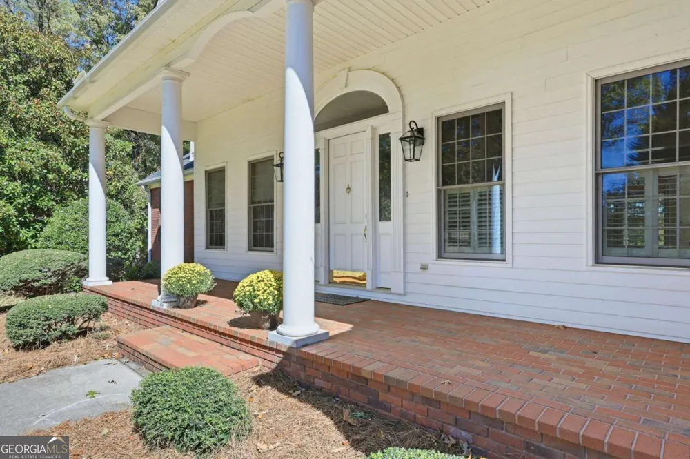 6752 Shoal Creek RD Clermont, GA 30527