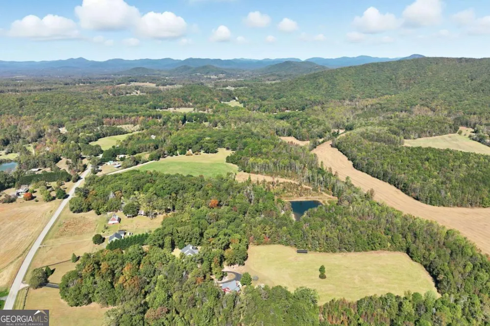 6752 Shoal Creek RD Clermont, GA 30527