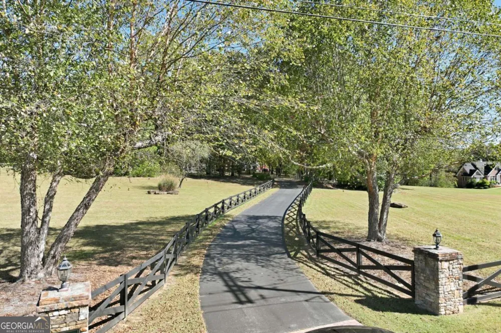 6752 Shoal Creek RD Clermont, GA 30527