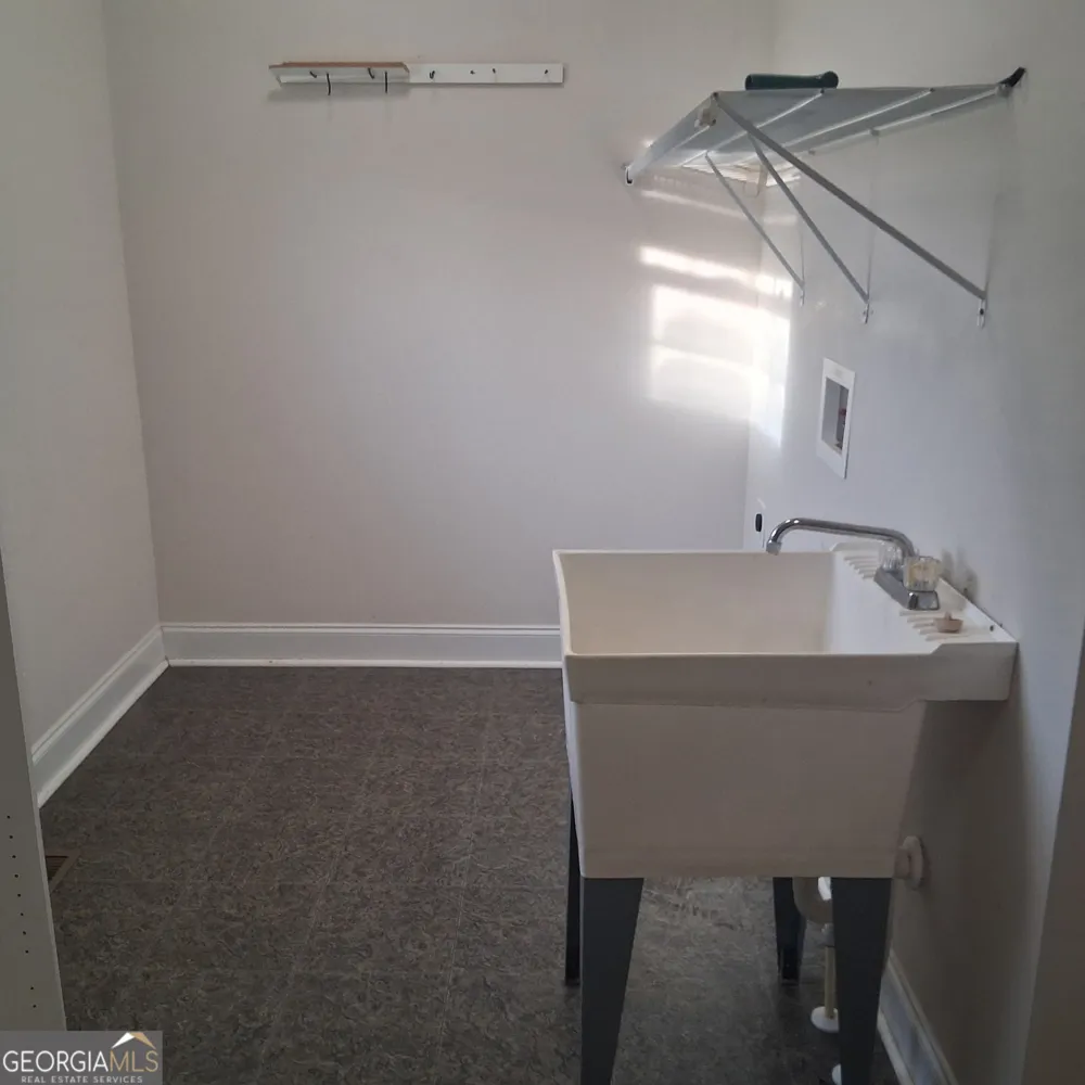 768 Lime Branch RD Cedartown, GA 30125