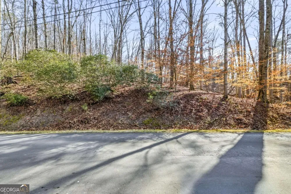 285 Hillside DR Waleska, GA 30183