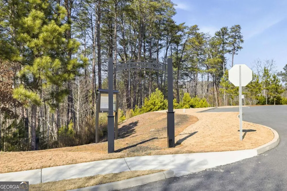 285 Hillside DR Waleska, GA 30183