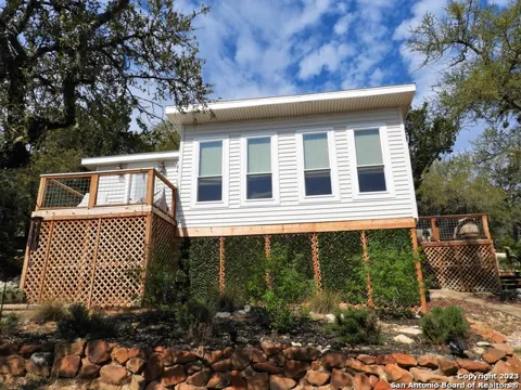171 SUNSET DRIVE