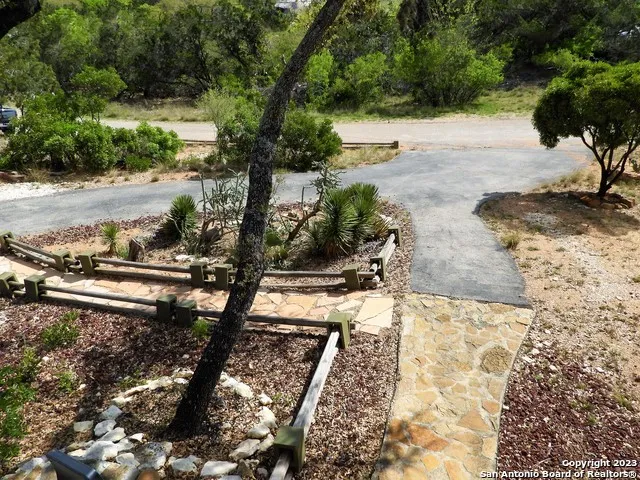 171 SUNSET DRIVE Lakehills, TX 78063