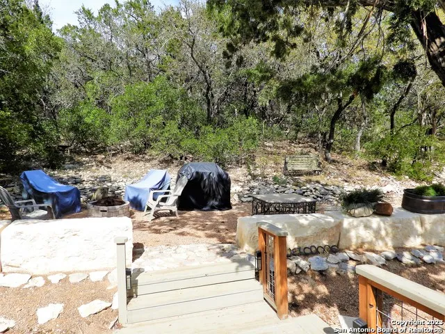 171 SUNSET DRIVE Lakehills, TX 78063