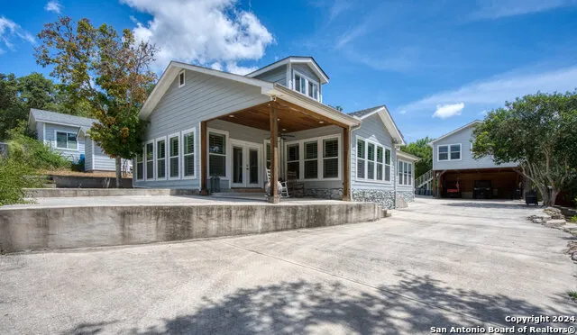 12501 PARK ROAD 37 Lakehills, TX 78063