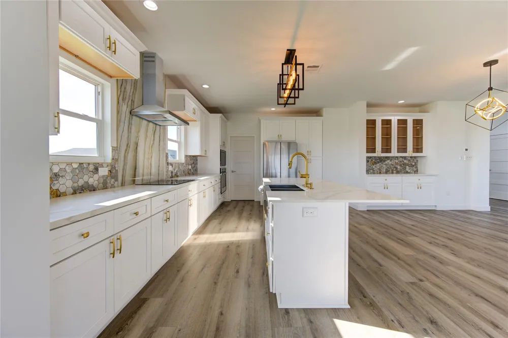 21201 Scissor Tail Lane Galveston, TX 77554
