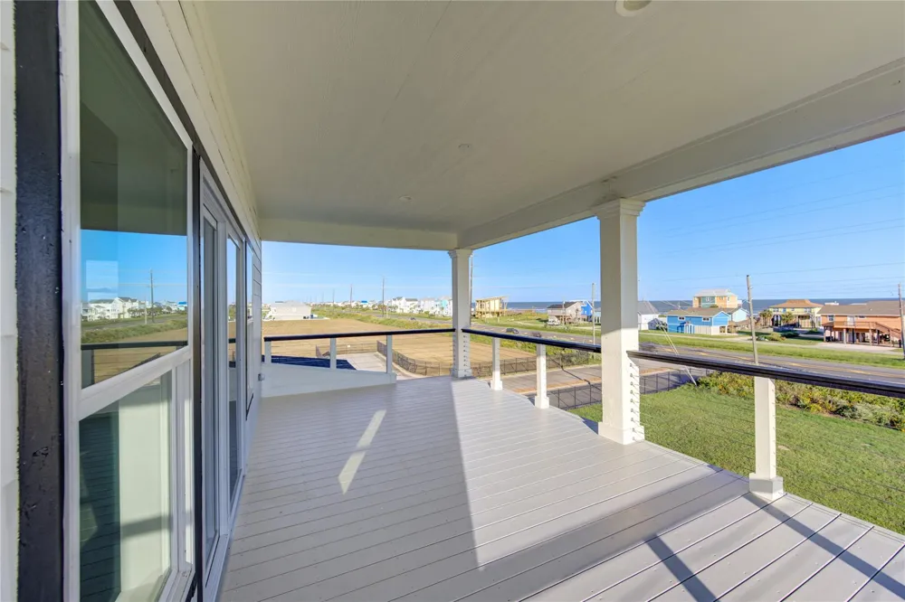 21201 Scissor Tail Lane Galveston, TX 77554
