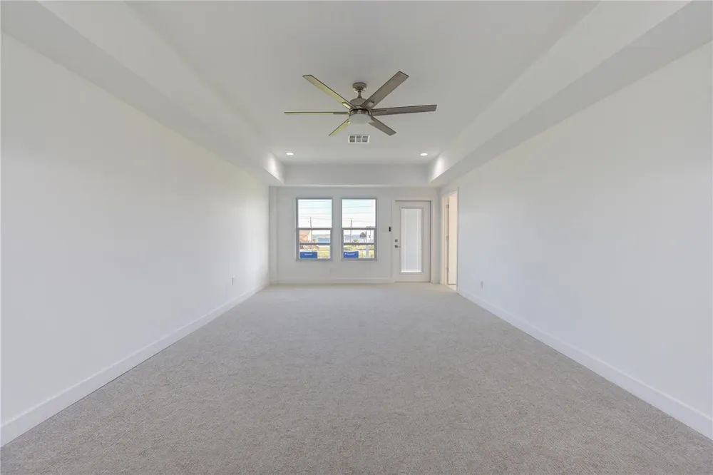 21201 Scissor Tail Lane Galveston, TX 77554