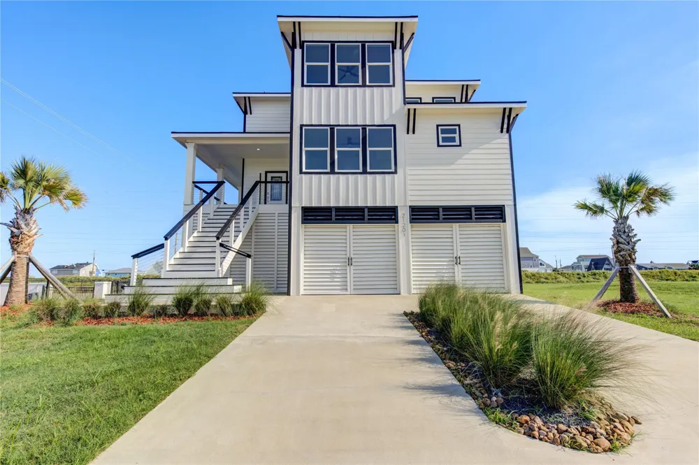 21201 Scissor Tail Lane Galveston, TX 77554
