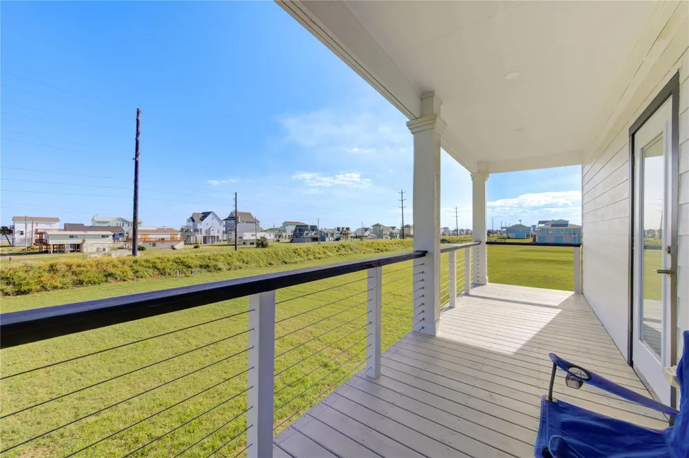 21201 Scissor Tail Lane Galveston, TX 77554