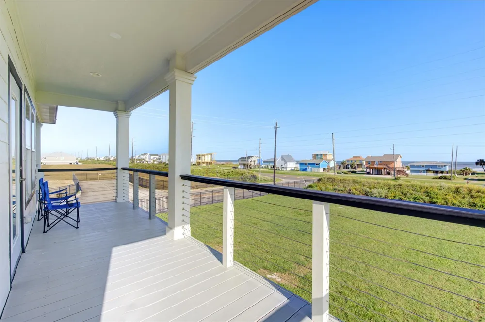 21201 Scissor Tail Lane Galveston, TX 77554