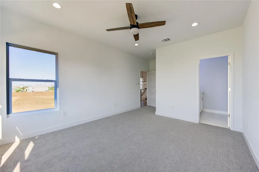 21201 Scissor Tail Lane Galveston, TX 77554