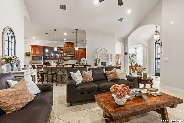 728 Falconwood San Marcos, TX 78666