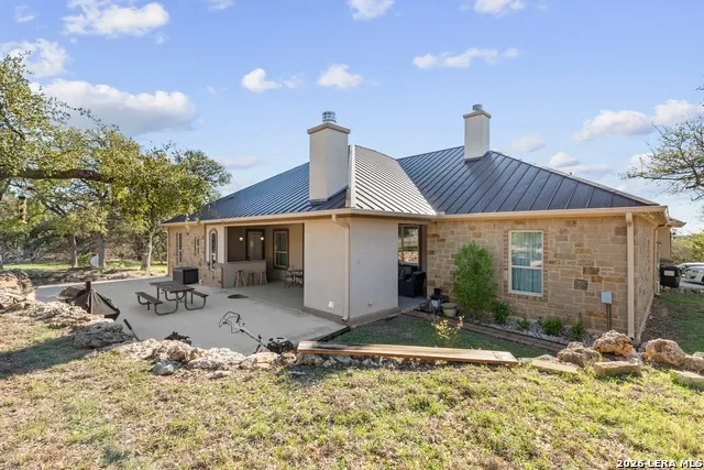 728 Falconwood San Marcos, TX 78666