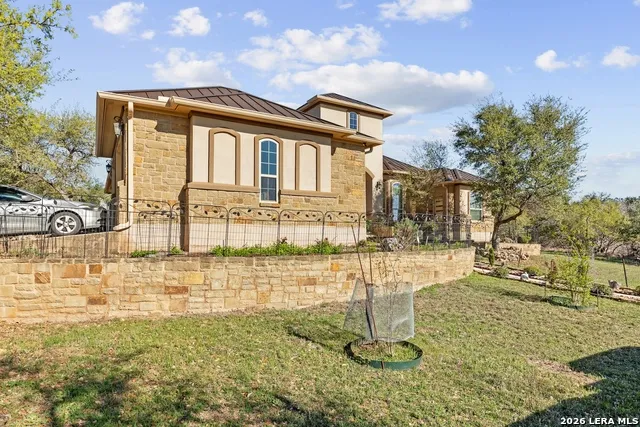 728 Falconwood San Marcos, TX 78666