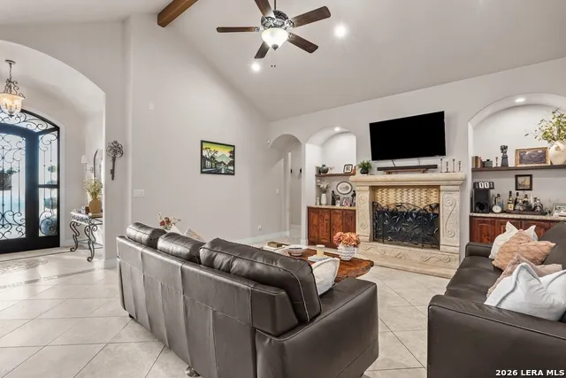 728 Falconwood San Marcos, TX 78666
