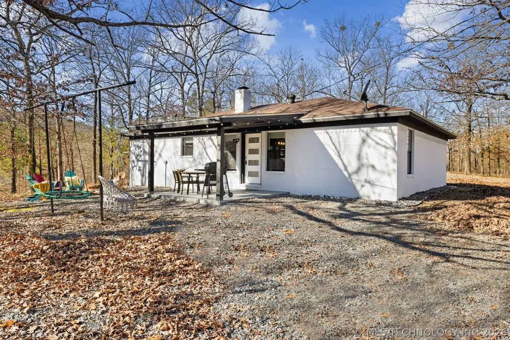 30953 State Highway Smithville, OK 74957