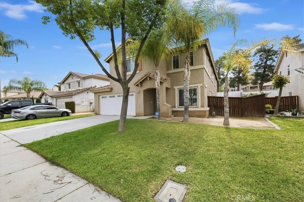 16220 Via Ultimo Moreno Valley, CA 92551