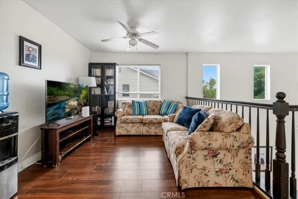 16220 Via Ultimo Moreno Valley, CA 92551