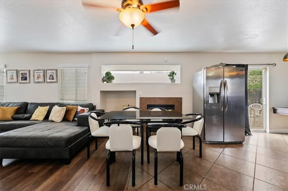 16220 Via Ultimo Moreno Valley, CA 92551