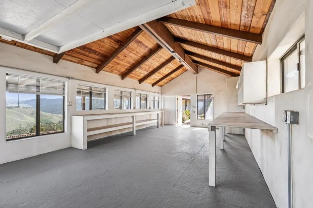 26245 Rinconada Drive Carmel Valley, CA 93924