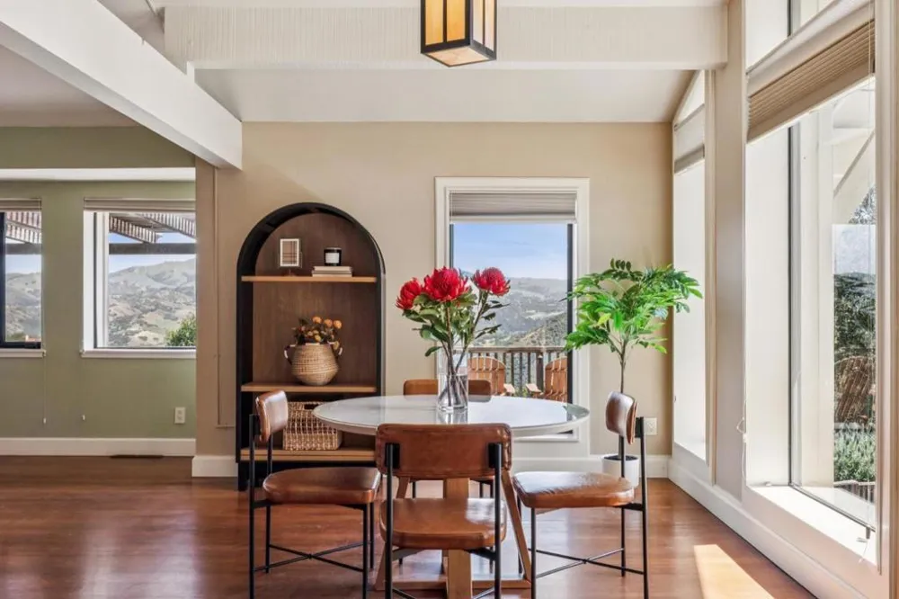 26245 Rinconada Drive Carmel Valley, CA 93924