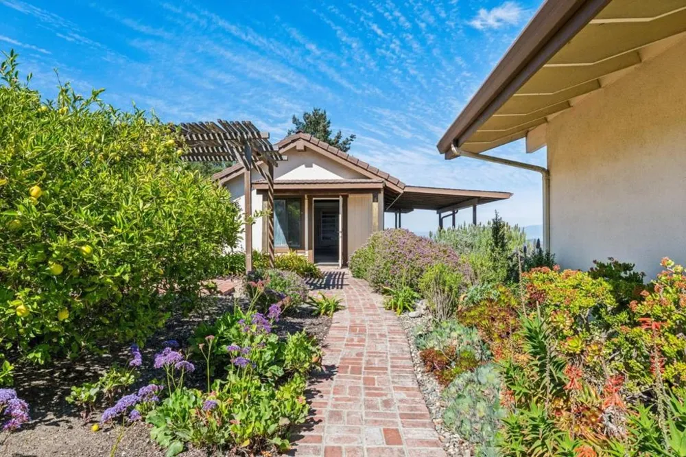 26245 Rinconada Drive Carmel Valley, CA 93924