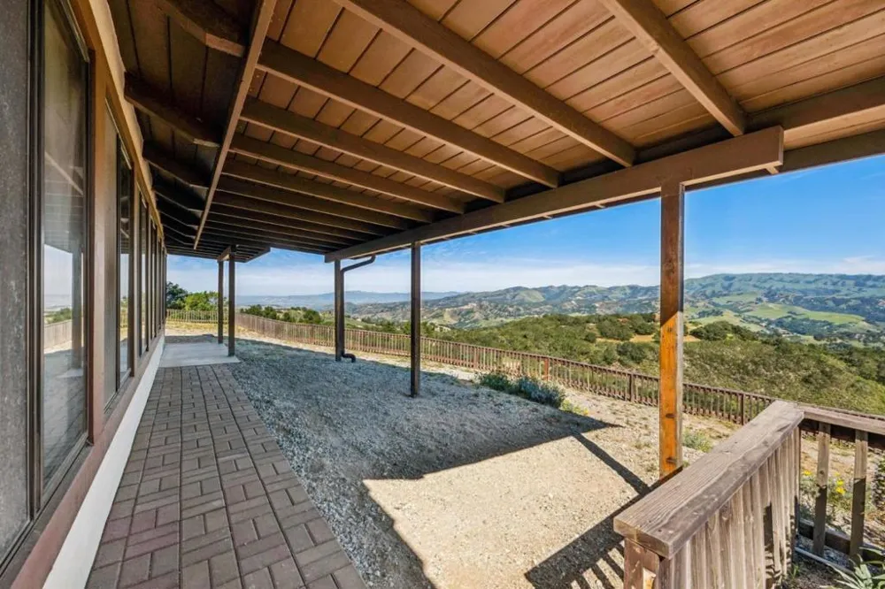 26245 Rinconada Drive Carmel Valley, CA 93924
