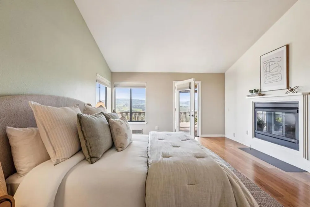 26245 Rinconada Drive Carmel Valley, CA 93924