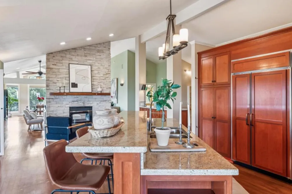 26245 Rinconada Drive Carmel Valley, CA 93924