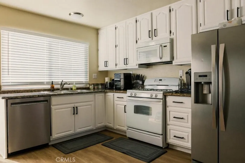 218 Newcastle Avenue Placentia, CA 92870