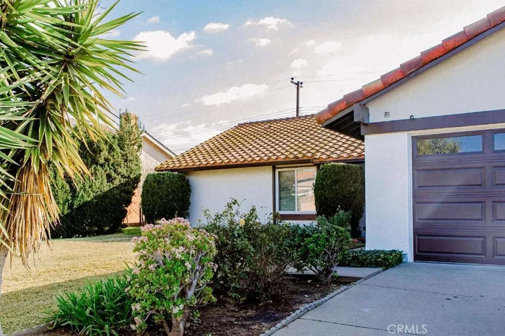 218 Newcastle Avenue Placentia, CA 92870