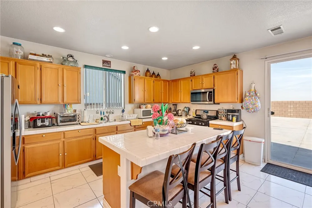 11036 Windcrest Court Adelanto, CA 92301