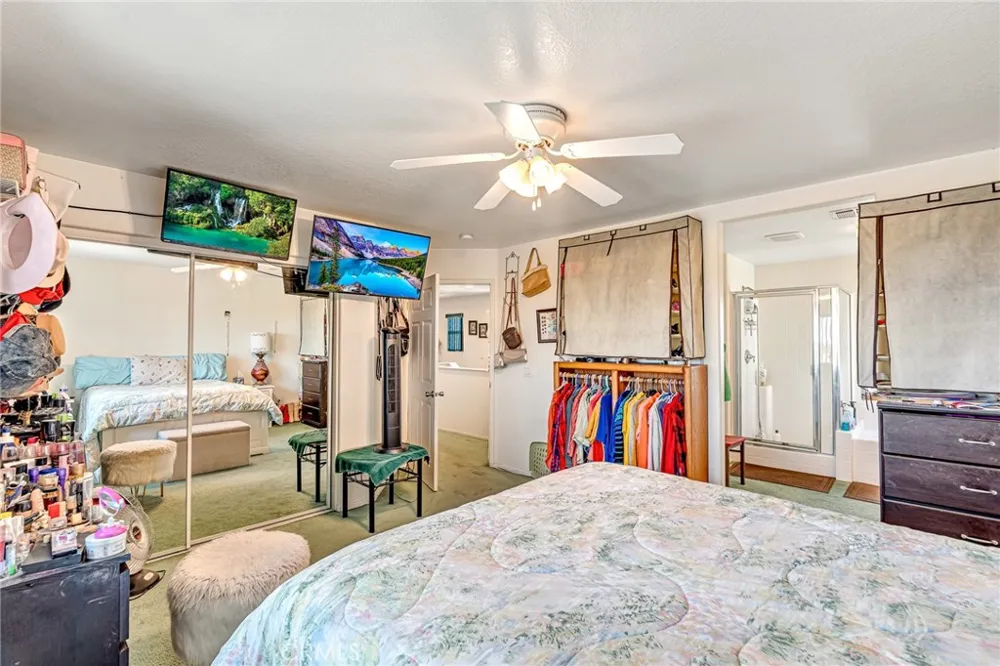 11036 Windcrest Court Adelanto, CA 92301