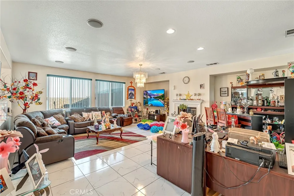 11036 Windcrest Court Adelanto, CA 92301