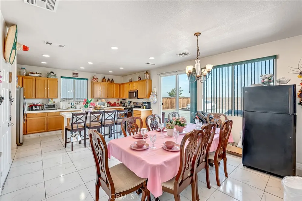 11036 Windcrest Court Adelanto, CA 92301