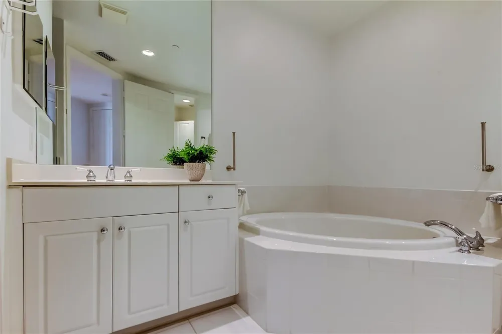 1200 GULF BOULEVARD #101 Clearwater Beach, FL 33767