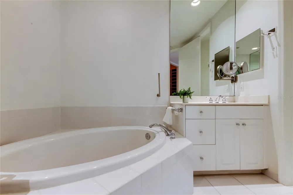 1200 GULF BOULEVARD #101 Clearwater Beach, FL 33767
