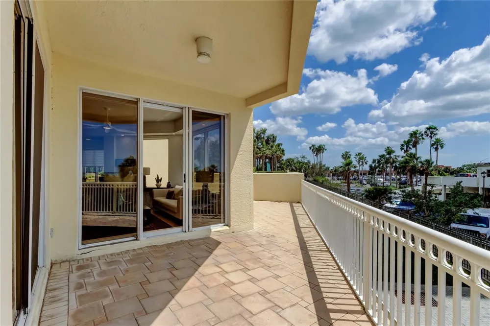1200 GULF BOULEVARD #101 Clearwater Beach, FL 33767