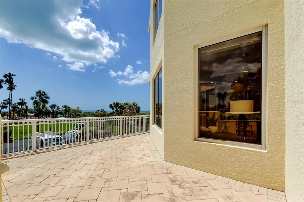 1200 GULF BOULEVARD #101 Clearwater Beach, FL 33767