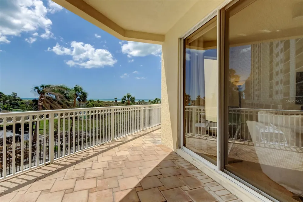 1200 GULF BOULEVARD #101 Clearwater Beach, FL 33767