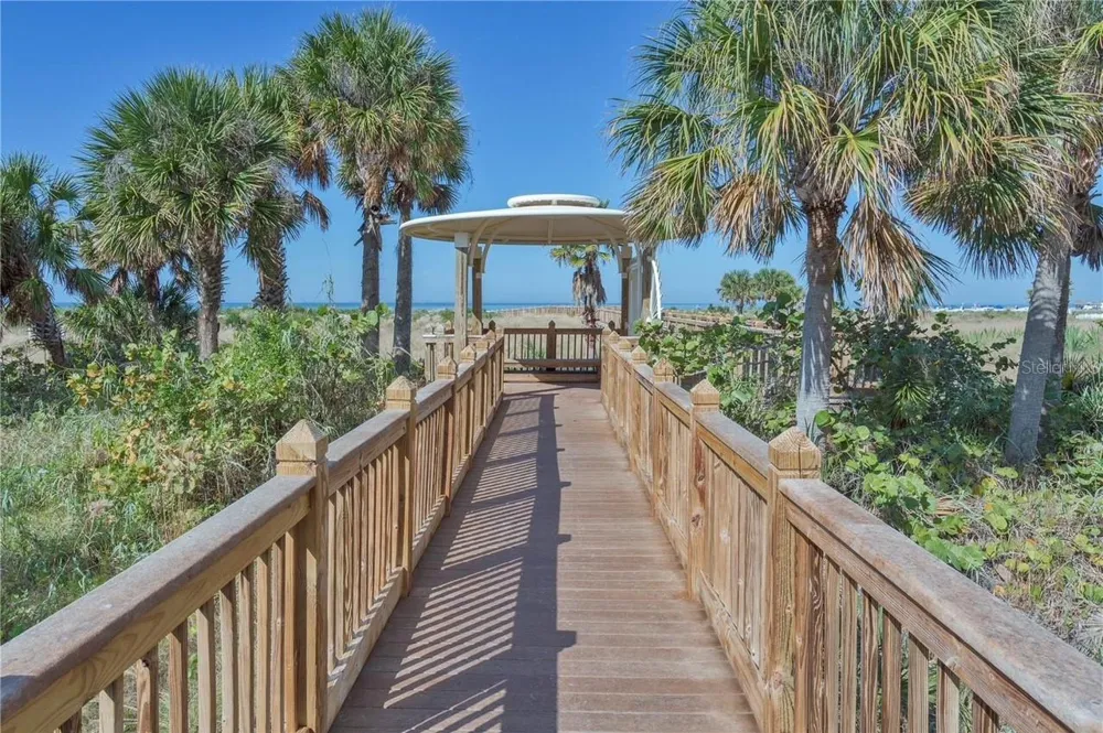 1200 GULF BOULEVARD #101 Clearwater Beach, FL 33767