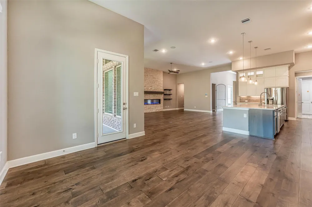 1050 Groveton Ridge Lane Pinehurst, TX 77362