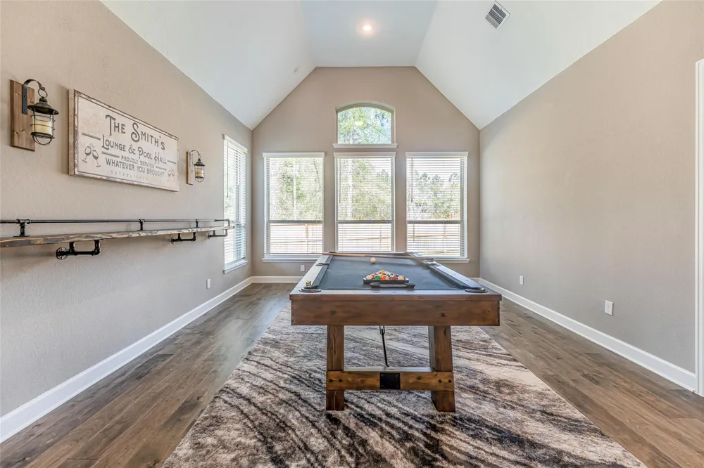1050 Groveton Ridge Lane Pinehurst, TX 77362