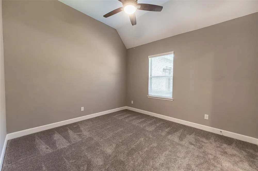 1050 Groveton Ridge Lane Pinehurst, TX 77362